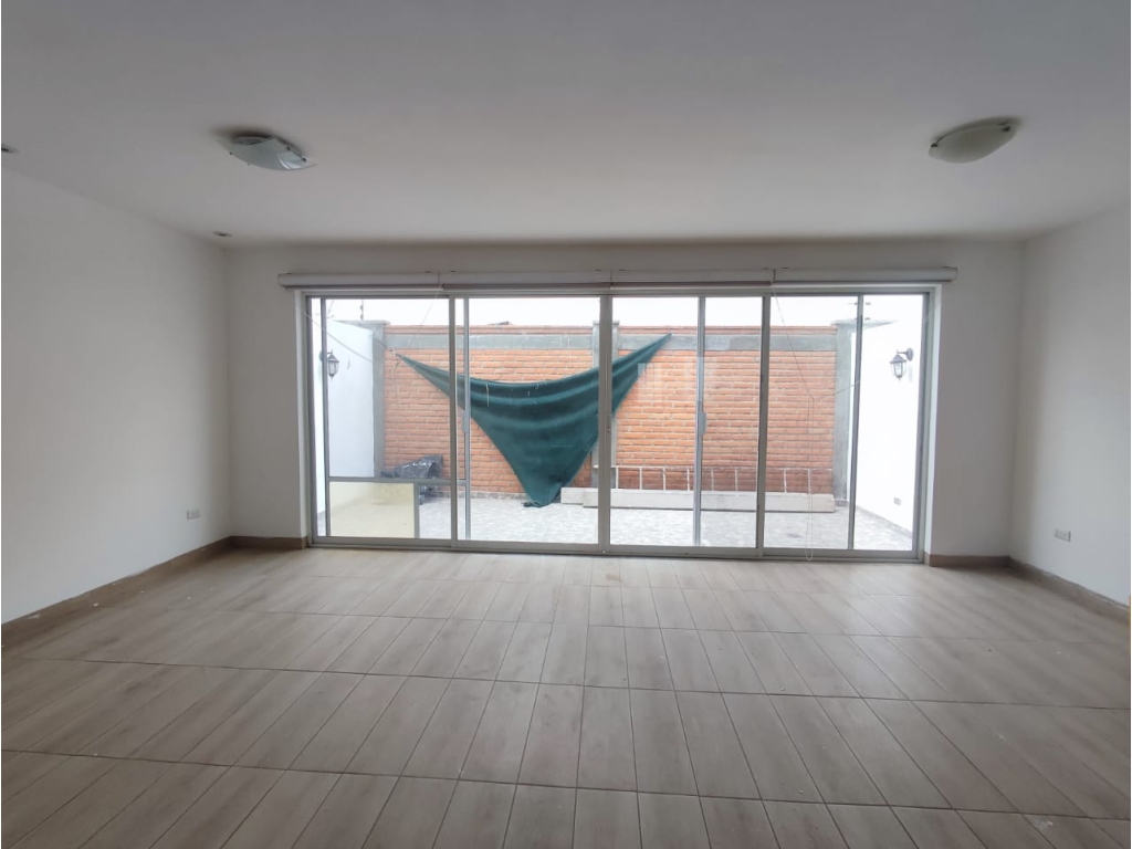 WhatsApp Image 2025-12-08 at 11.35.43 AM (1)